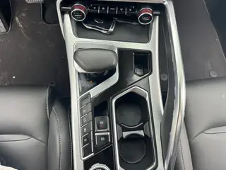 Geely Xingyue 2019 300T Вспышка звезды интерьер фото 13 Geely Xingyue 2019 300T Вспышка звезды интерьер фото 13