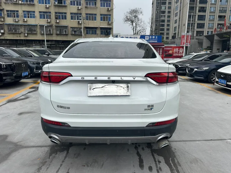 Geely Xingyue 2019 300T Вспышка звезды интерьер фото 20 Geely Xingyue 2019 300T Вспышка звезды интерьер фото 20