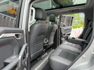 Jetour T2 2023 2.0TD Four-wheel drive Time travel PRO interior photo 12 Jetour T2 2023 2.0TD Four-wheel drive Time travel PRO interior photo 12