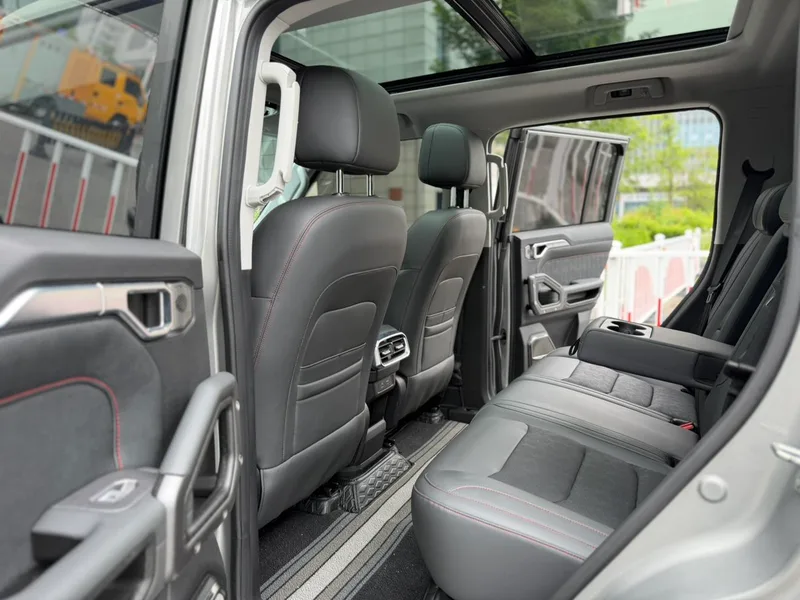 Jetour T2 2023 2.0TD Four-wheel drive Time travel PRO interior photo 12 Jetour T2 2023 2.0TD Four-wheel drive Time travel PRO interior photo 12
