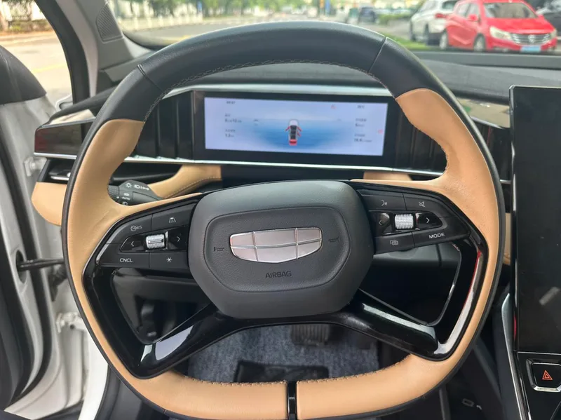 Geely Boyue L 2023 1.5TD DCT Премиальная комплектация интерьер фото 12 Geely Boyue L 2023 1.5TD DCT Премиальная комплектация интерьер фото 12
