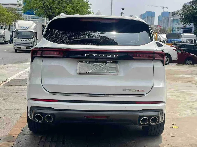 Jetour X70 PLUS 2021 1.6T DCT ground 7 seat interior photo 11 Jetour X70 PLUS 2021 1.6T DCT ground 7 seat interior photo 11