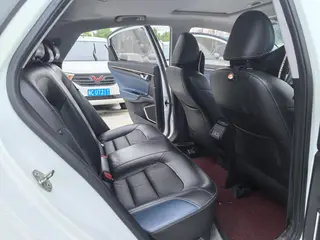 Geely Emgrand GL 2021 UP 1.4T CVT Collar type interior photo 12 Geely Emgrand GL 2021 UP 1.4T CVT Collar type interior photo 12