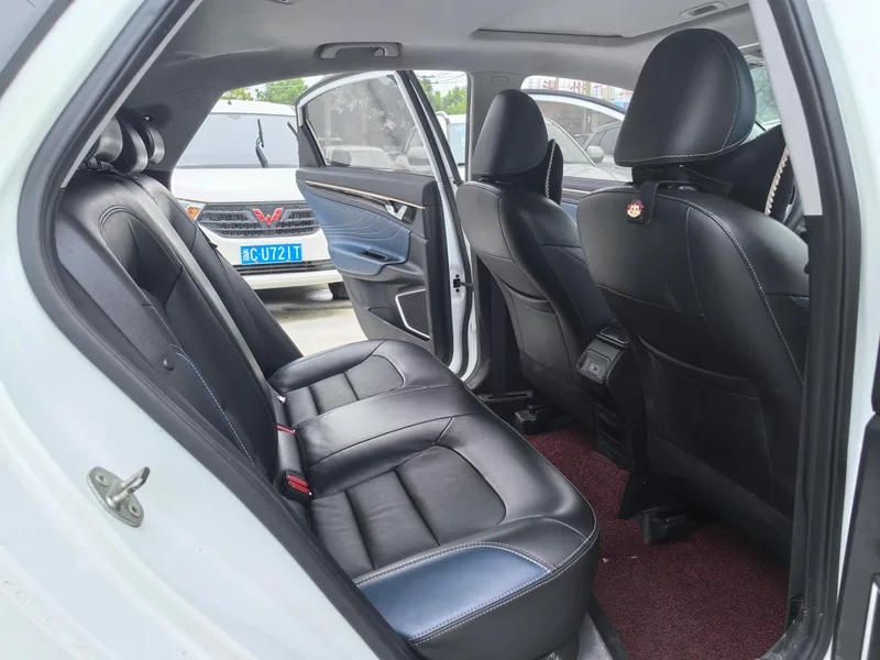 Geely Emgrand GL 2021 UP 1.4T CVT Collar type interior photo 12 Geely Emgrand GL 2021 UP 1.4T CVT Collar type interior photo 12