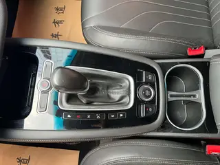 Jetour X70 2018 1.5T Automatic Pleasure Edition interior photo 12 Jetour X70 2018 1.5T Automatic Pleasure Edition interior photo 12