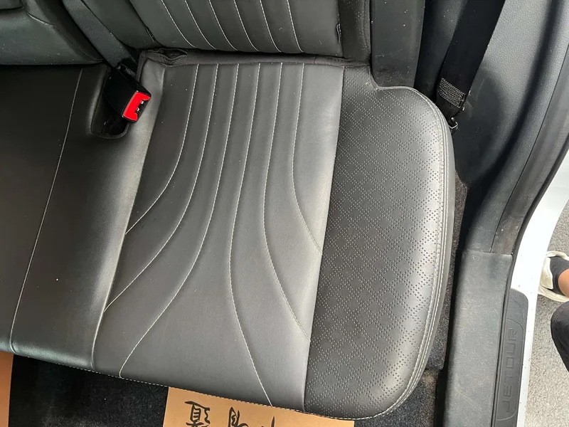 Jetour X70 2018 1.5T Automatic Pleasure Edition interior photo 16 Jetour X70 2018 1.5T Automatic Pleasure Edition interior photo 16