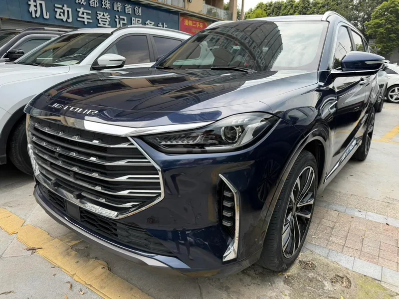 Jetour X70 PLUS 2021 Restyling 1.6T DCT sky 7 seat exterior photo 1 Jetour X70 PLUS 2021 Restyling 1.6T DCT sky 7 seat exterior photo 1