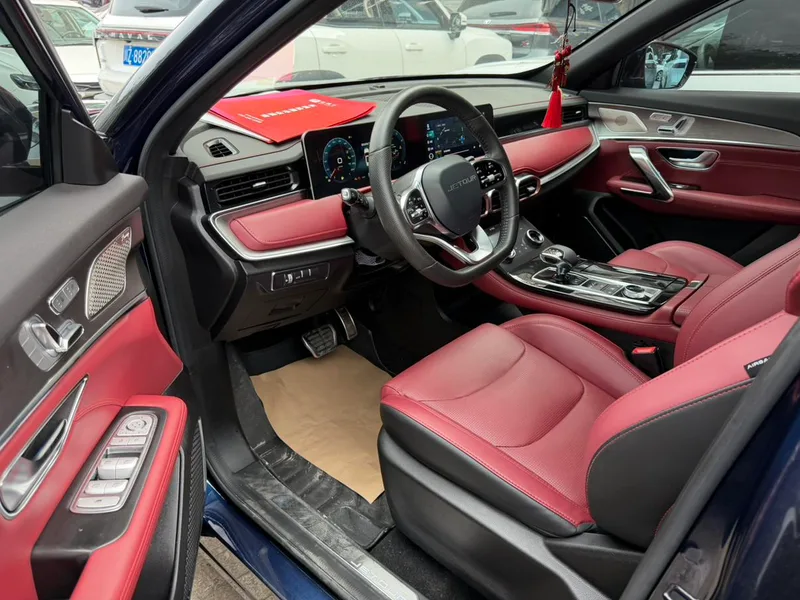 Jetour X70 PLUS 2021 Restyling 1.6T DCT sky 7 seat exterior photo 5 Jetour X70 PLUS 2021 Restyling 1.6T DCT sky 7 seat exterior photo 5