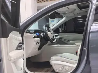 Geely Preface 2024 Mélange d'huile 1.5TD Version Tiangong intérieur photo 11 Geely Preface 2024 Mélange d'huile 1.5TD Version Tiangong intérieur photo 11