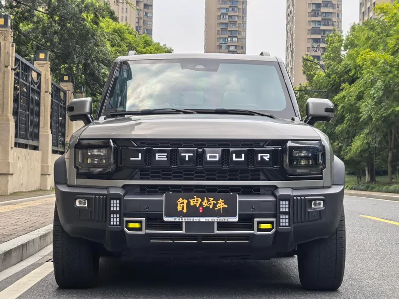 Jetour T2 2023 2.0TD Four-wheel drive Conquer PRO exterior photo 2 Jetour T2 2023 2.0TD Four-wheel drive Conquer PRO exterior photo 2