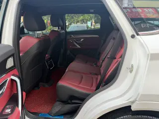 Jetour X70 PLUS 2022 1.6T DCT Tierra Pro+ 5 Asiento interior foto 8 Jetour X70 PLUS 2022 1.6T DCT Tierra Pro+ 5 Asiento interior foto 8
