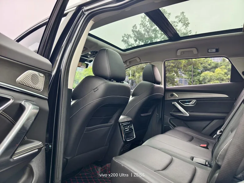 Jetour X70 PLUS 2021 1.6T DCT ground 7 seat exterior photo 5 Jetour X70 PLUS 2021 1.6T DCT ground 7 seat exterior photo 5