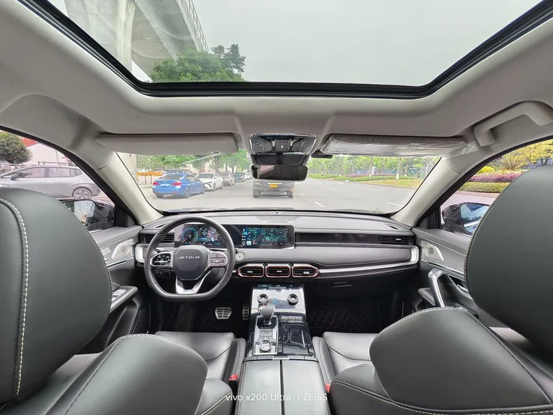 Jetour X70 PLUS 2021 1.6T DCT ground 7 seat interior photo 6 Jetour X70 PLUS 2021 1.6T DCT ground 7 seat interior photo 6