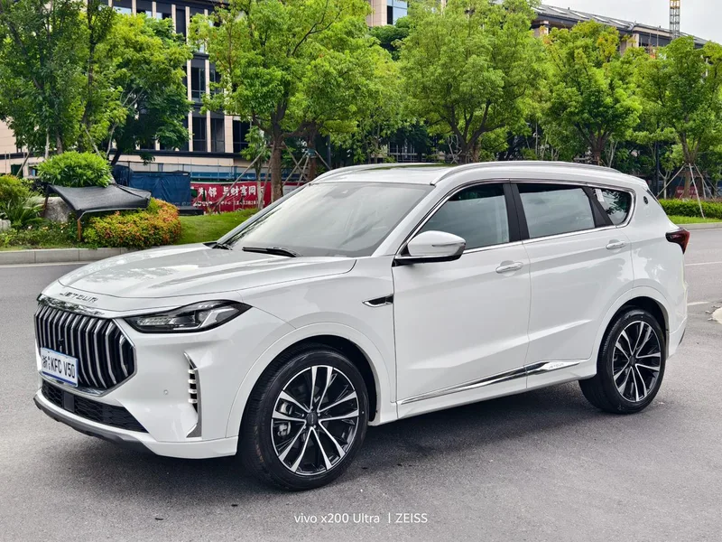 Jetour X70 PLUS 2023 1.6T DCT Strong person PRO 7 seat exterior photo 1 Jetour X70 PLUS 2023 1.6T DCT Strong person PRO 7 seat exterior photo 1