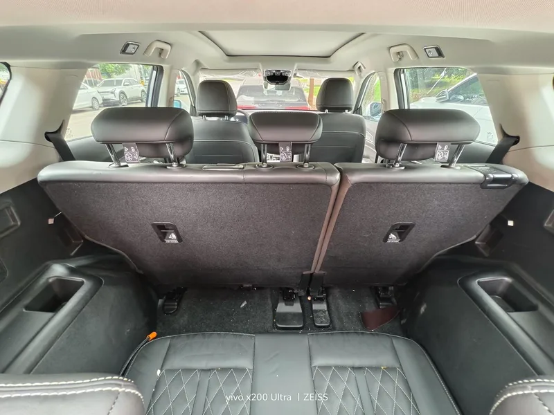 Jetour X70 PLUS 2023 1.6T DCT Strong person PRO 7 seat interior photo 6 Jetour X70 PLUS 2023 1.6T DCT Strong person PRO 7 seat interior photo 6