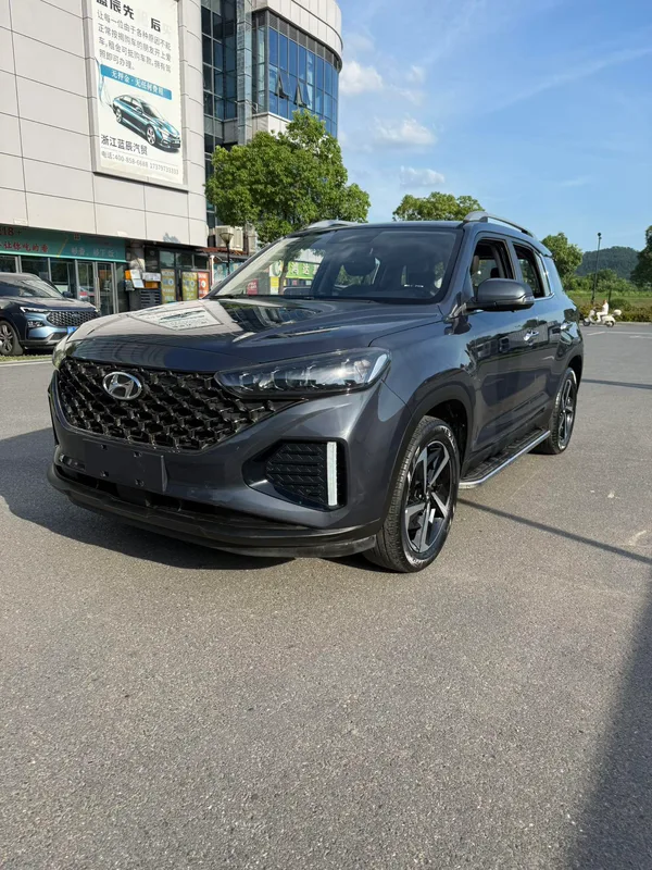 Hyundai ix35 2021 240T GDi DCT Versión líder con tracción en dos ruedas GLS exterior foto 1 Hyundai ix35 2021 240T GDi DCT Versión líder con tracción en dos ruedas GLS exterior foto 1