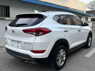 Hyundai Tucson 2015 1.6T Dual-clutch, two-wheel drive, intelligent model exterior photo 5 Hyundai Tucson 2015 1.6T Dual-clutch, two-wheel drive, intelligent model exterior photo 5