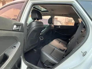 Hyundai Tucson 2015 1.6T Dual-clutch, two-wheel drive, intelligent model interior photo 9 Hyundai Tucson 2015 1.6T Dual-clutch, two-wheel drive, intelligent model interior photo 9
