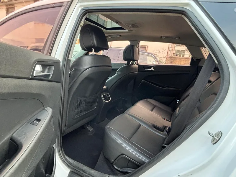 Hyundai Tucson 2015 1.6T Dual-clutch, two-wheel drive, intelligent model interior photo 9 Hyundai Tucson 2015 1.6T Dual-clutch, two-wheel drive, intelligent model interior photo 9