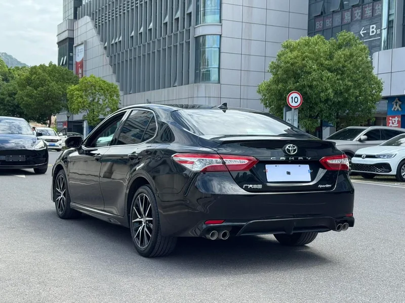 Toyota Camry 2023 2.0S Version de pointe extérieur photo 6 Toyota Camry 2023 2.0S Version de pointe extérieur photo 6