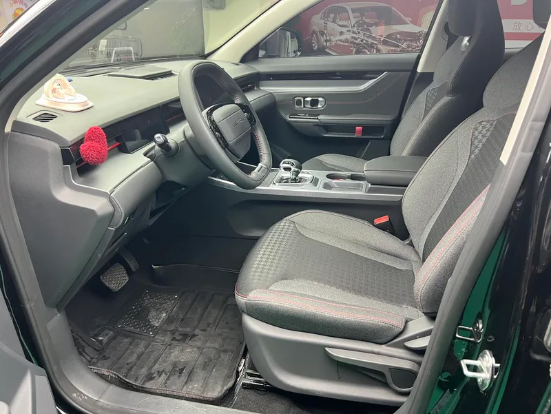 Jetour Dasheng 2025 1.5T DCT Elite interior photo 16 Jetour Dasheng 2025 1.5T DCT Elite interior photo 16
