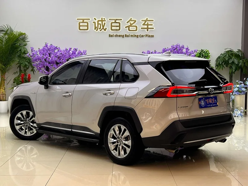 Toyota Wildlander 2020 Dual Power 2.5L Two-wheel-drive Prestige Edition exterior photo 5 Toyota Wildlander 2020 Dual Power 2.5L Two-wheel-drive Prestige Edition exterior photo 5