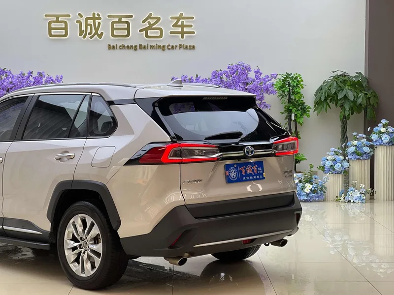 Toyota Wildlander 2020 Dual Power 2.5L Two-wheel-drive Prestige Edition exterior photo 6 Toyota Wildlander 2020 Dual Power 2.5L Two-wheel-drive Prestige Edition exterior photo 6