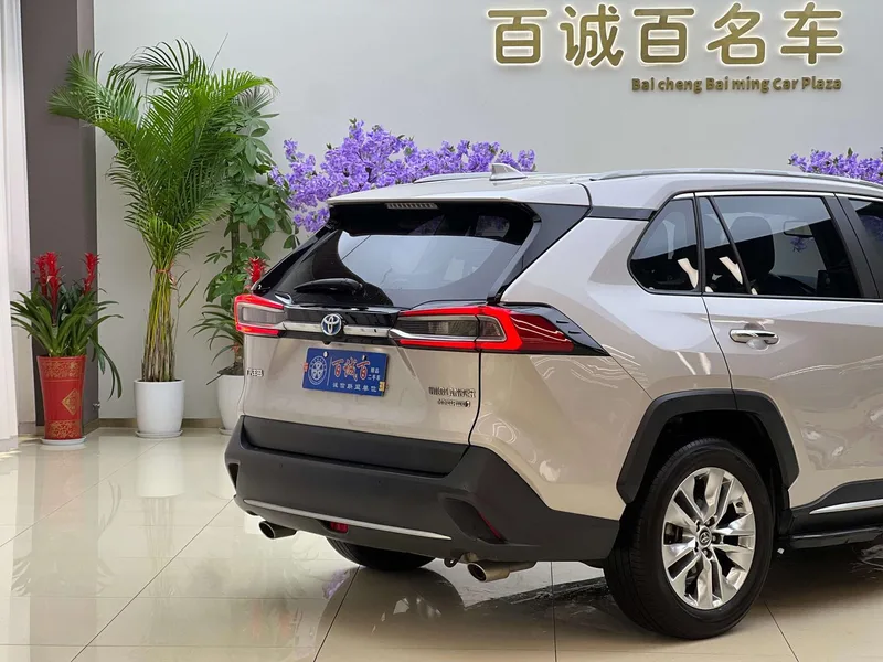 Toyota Wildlander 2020 Dual Power 2.5L Two-wheel-drive Prestige Edition exterior photo 8 Toyota Wildlander 2020 Dual Power 2.5L Two-wheel-drive Prestige Edition exterior photo 8