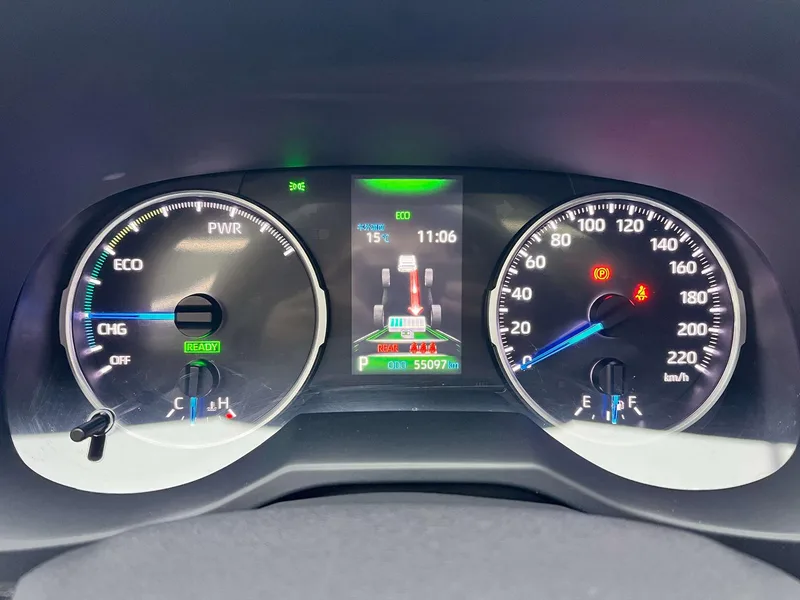 Toyota Wildlander 2020 Dual Power 2.5L Two-wheel-drive Prestige Edition interior photo 17 Toyota Wildlander 2020 Dual Power 2.5L Two-wheel-drive Prestige Edition interior photo 17