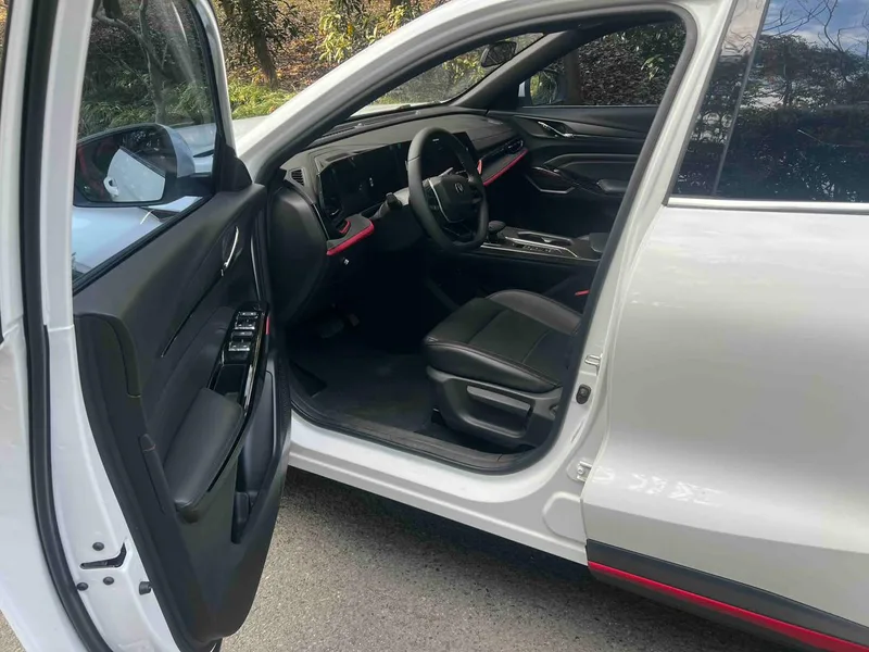 Changan X5 PLUS 2025 1.5T DCT Versión de alta energía interior foto 11 Changan X5 PLUS 2025 1.5T DCT Versión de alta energía interior foto 11