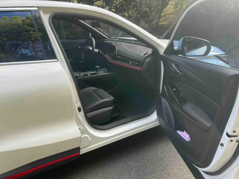 Changan X5 PLUS 2025 1.5T DCT Versión de alta energía interior foto 13 Changan X5 PLUS 2025 1.5T DCT Versión de alta energía interior foto 13
