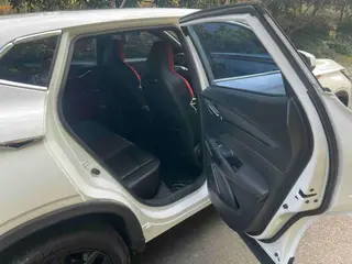 Changan X5 PLUS 2025 1.5T DCT Versión de alta energía interior foto 15 Changan X5 PLUS 2025 1.5T DCT Versión de alta energía interior foto 15