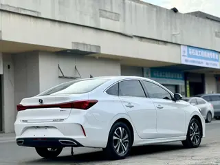 Changan Eado 2021 PLUS Blue whale NE 1.4T GDI DCT Flagship exterior photo 4 Changan Eado 2021 PLUS Blue whale NE 1.4T GDI DCT Flagship exterior photo 4