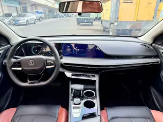 Changan Eado 2021 PLUS Blue whale NE 1.4T GDI DCT Flagship interior photo 9 Changan Eado 2021 PLUS Blue whale NE 1.4T GDI DCT Flagship interior photo 9