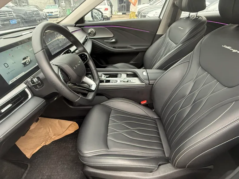 Chery Arrizo 8 2025 1.6TGDI DCT Sabiduría exterior foto 7 Chery Arrizo 8 2025 1.6TGDI DCT Sabiduría exterior foto 7