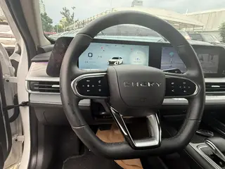 Chery Arrizo 8 2025 1.6TGDI DCT Sabiduría interior foto 10 Chery Arrizo 8 2025 1.6TGDI DCT Sabiduría interior foto 10