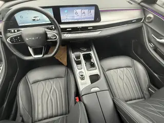 Chery Arrizo 8 2025 1.6TGDI DCT Sabiduría interior foto 12 Chery Arrizo 8 2025 1.6TGDI DCT Sabiduría interior foto 12