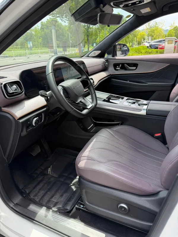 Chery Tiggo 9 2023 2.0T DCT Two-wheel-drive Prestige Edition 5 seat interior photo 9 Chery Tiggo 9 2023 2.0T DCT Two-wheel-drive Prestige Edition 5 seat interior photo 9