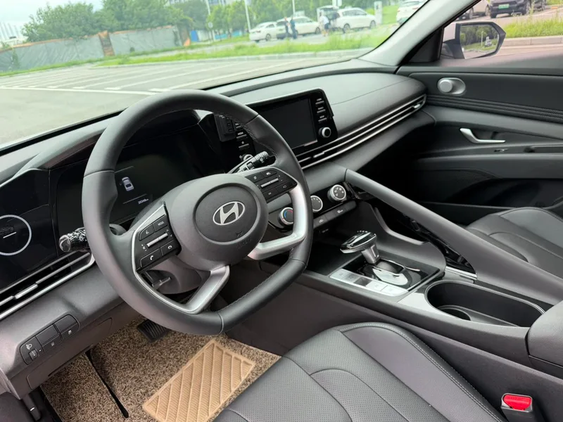 Hyundai Elantra 2023 1.5L CVT GLX Elite Edition exterior photo 6 Hyundai Elantra 2023 1.5L CVT GLX Elite Edition exterior photo 6