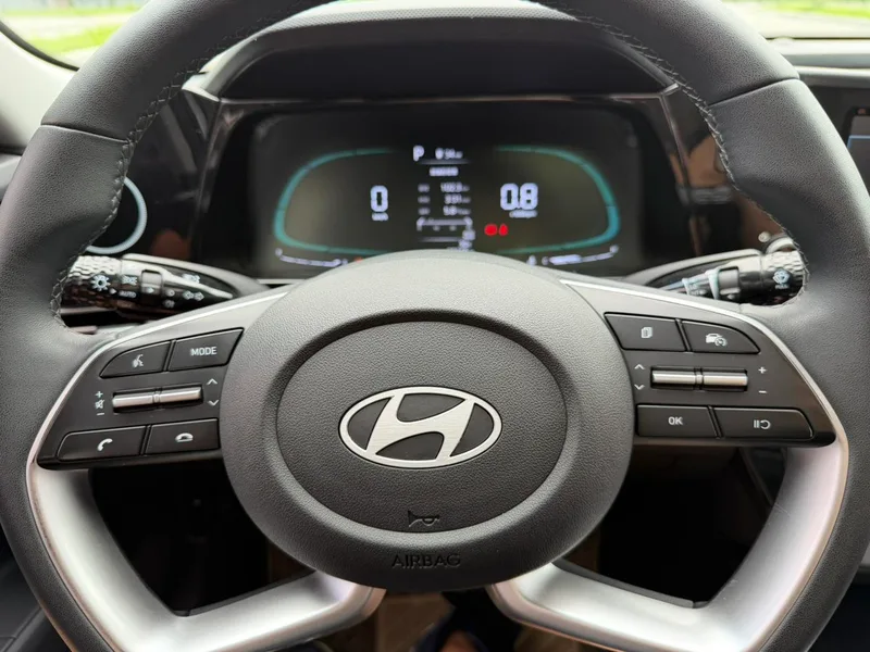 Hyundai Elantra 2023 1.5L CVT GLX Elite Edition interior photo 11 Hyundai Elantra 2023 1.5L CVT GLX Elite Edition interior photo 11