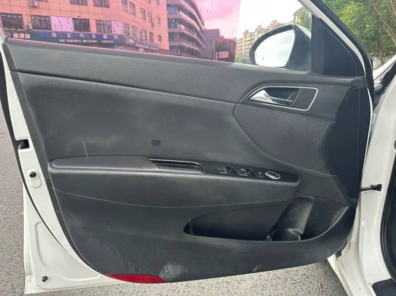 Hyundai Mistra 2019 1.8L automatic intelligent type GLS Country VI interior photo 14 Hyundai Mistra 2019 1.8L automatic intelligent type GLS Country VI interior photo 14