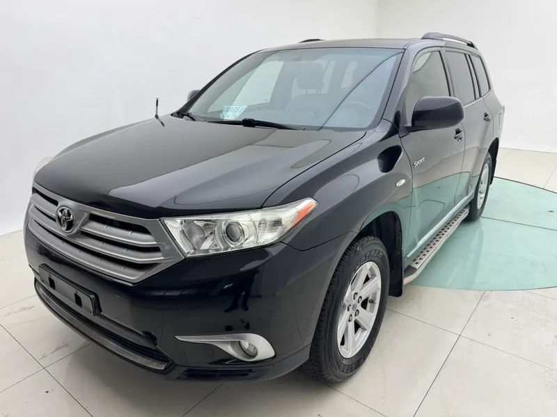 Toyota Highlander 2012 2.7L Two-wheel drive 5 Seat Elite Edition exterior photo 1 Toyota Highlander 2012 2.7L Two-wheel drive 5 Seat Elite Edition exterior photo 1