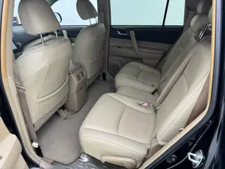 Toyota Highlander 2012 2.7L Two-wheel drive 5 Seat Elite Edition interior photo 15 Toyota Highlander 2012 2.7L Two-wheel drive 5 Seat Elite Edition interior photo 15