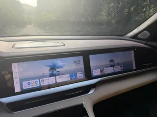 Geely Monjaro 2025 2.0TD High-power automatic four-wheel drive oriental obsidian full moon version exterior photo 9 Geely Monjaro 2025 2.0TD High-power automatic four-wheel drive oriental obsidian full moon version exterior photo 9