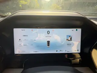 Geely Monjaro 2025 2.0TD High-power automatic four-wheel drive oriental obsidian full moon version interior photo 11 Geely Monjaro 2025 2.0TD High-power automatic four-wheel drive oriental obsidian full moon version interior photo 11