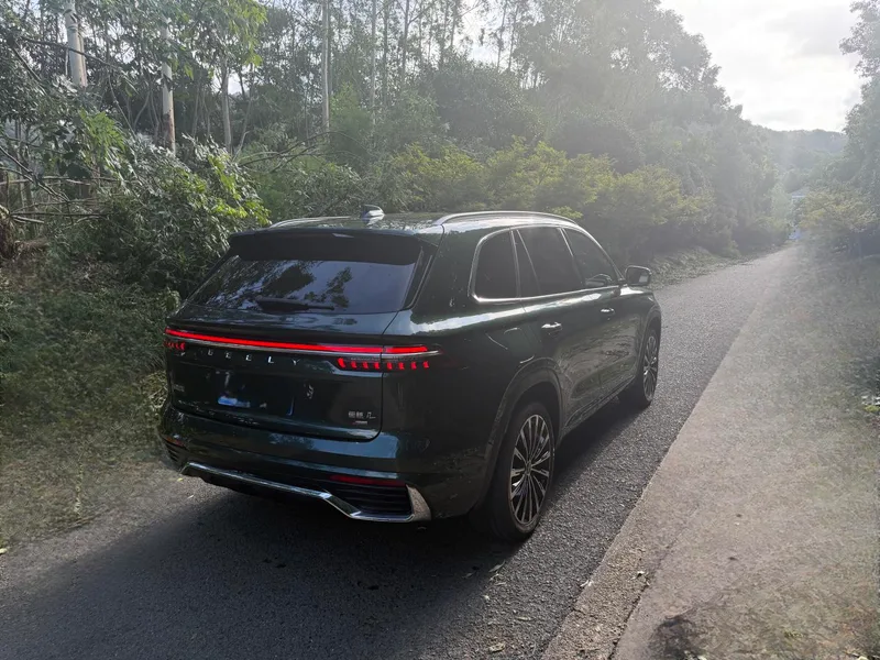 Geely Monjaro 2025 2.0TD High-power automatic four-wheel drive oriental obsidian full moon version interior photo 17 Geely Monjaro 2025 2.0TD High-power automatic four-wheel drive oriental obsidian full moon version interior photo 17