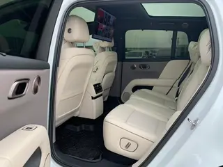 Li Auto i6 2025 Four-wheel drive Standard Edition interior photo 9 Li Auto i6 2025 Four-wheel drive Standard Edition interior photo 9