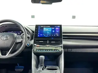 Toyota Avalon 2022 2.0L Luxury Edition interior photo 8 Toyota Avalon 2022 2.0L Luxury Edition interior photo 8