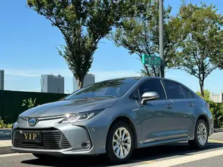 Toyota Corolla 2021 Double moteur 1.8L E-CVT Version avant-gardiste