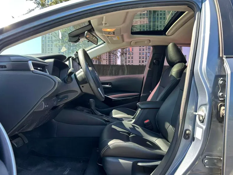 Toyota Corolla 2021 Double moteur 1.8L E-CVT Version avant-gardiste extérieur photo 8 Toyota Corolla 2021 Double moteur 1.8L E-CVT Version avant-gardiste extérieur photo 8